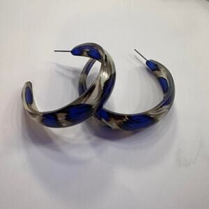 Blue and grey cheetah print